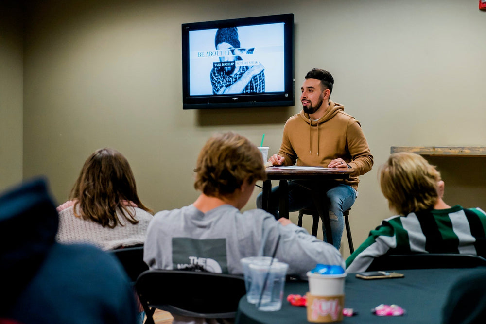 6 Steps To Writing A Sermon | Manny Arango - Local Church Media